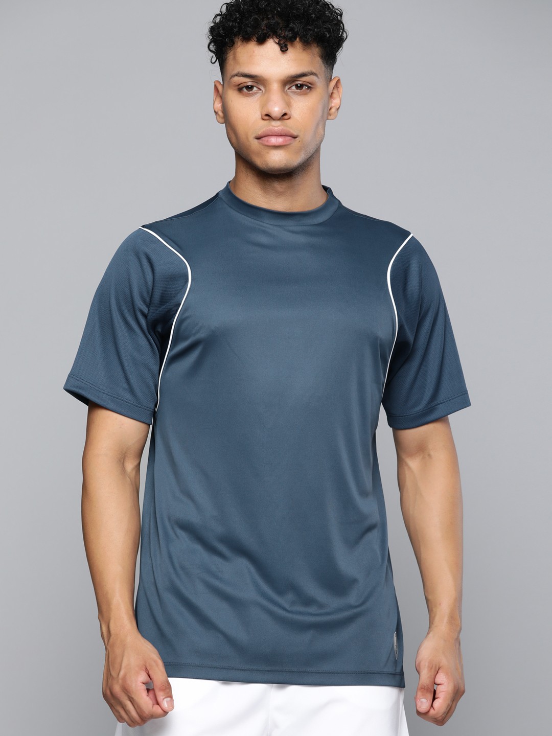 

HRX by Hrithik Roshan Men Rapid-Dry Football T-shirt, Navy blue