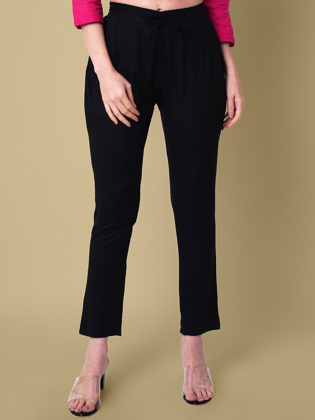 

DAEVISH Women Comfort Slim Fit Mid-Rise Pleated Trouser, Black