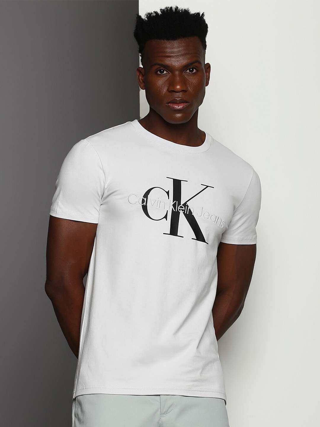 

Calvin Klein Jeans Brand Logo Printed Round Neck Slim Fit T-shirt, White