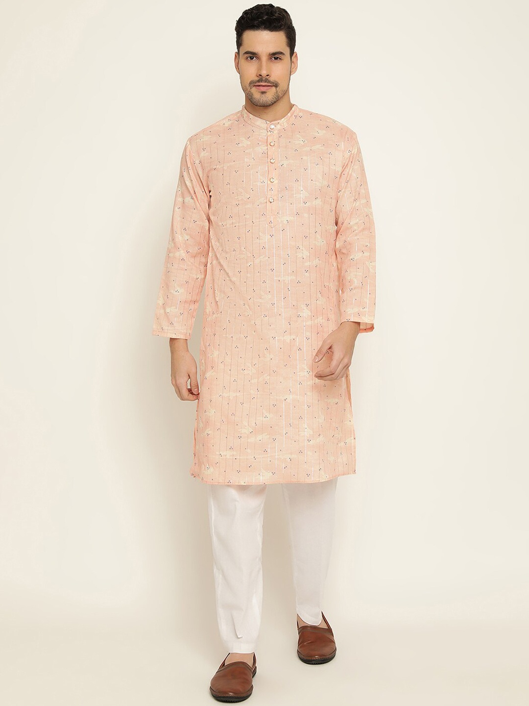 

Kannan Floral Printed Mandarin Collar Organic Cotton Kurta With Trousers, Peach