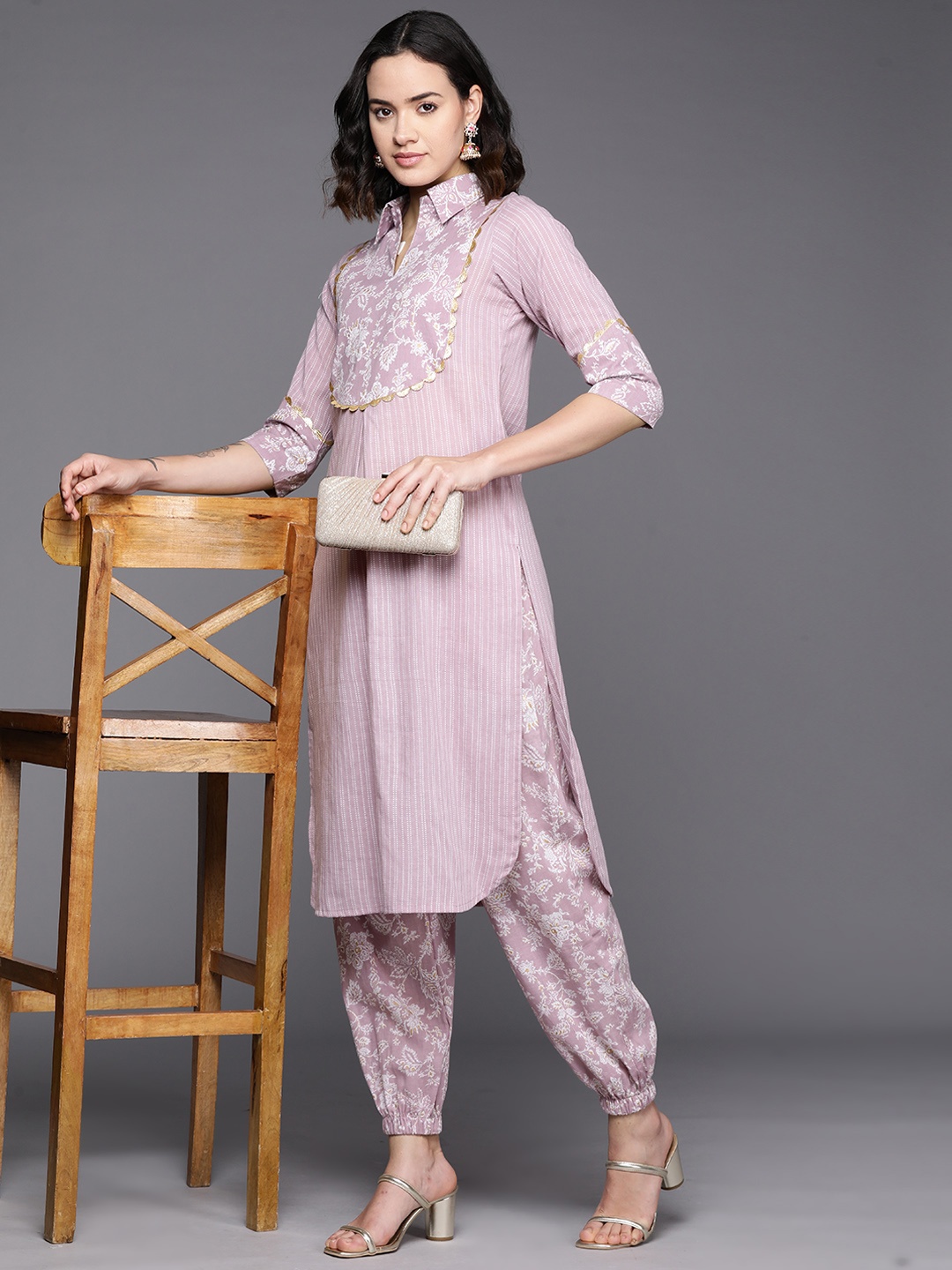 

Ahalyaa Floral Printed Regular Gotta Patti Pure Cotton Kurta With Salwar, Lavender