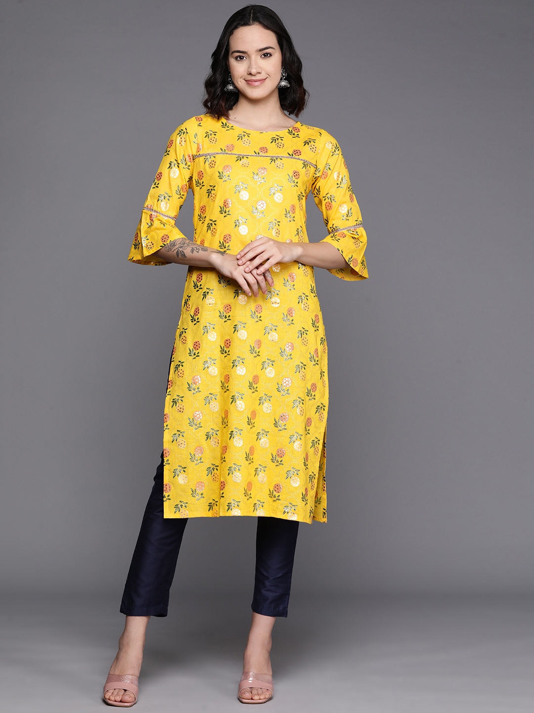 

Ahalyaa Floral Printed Zari Bell Sleeves Pure Cotton Kurta, Mustard