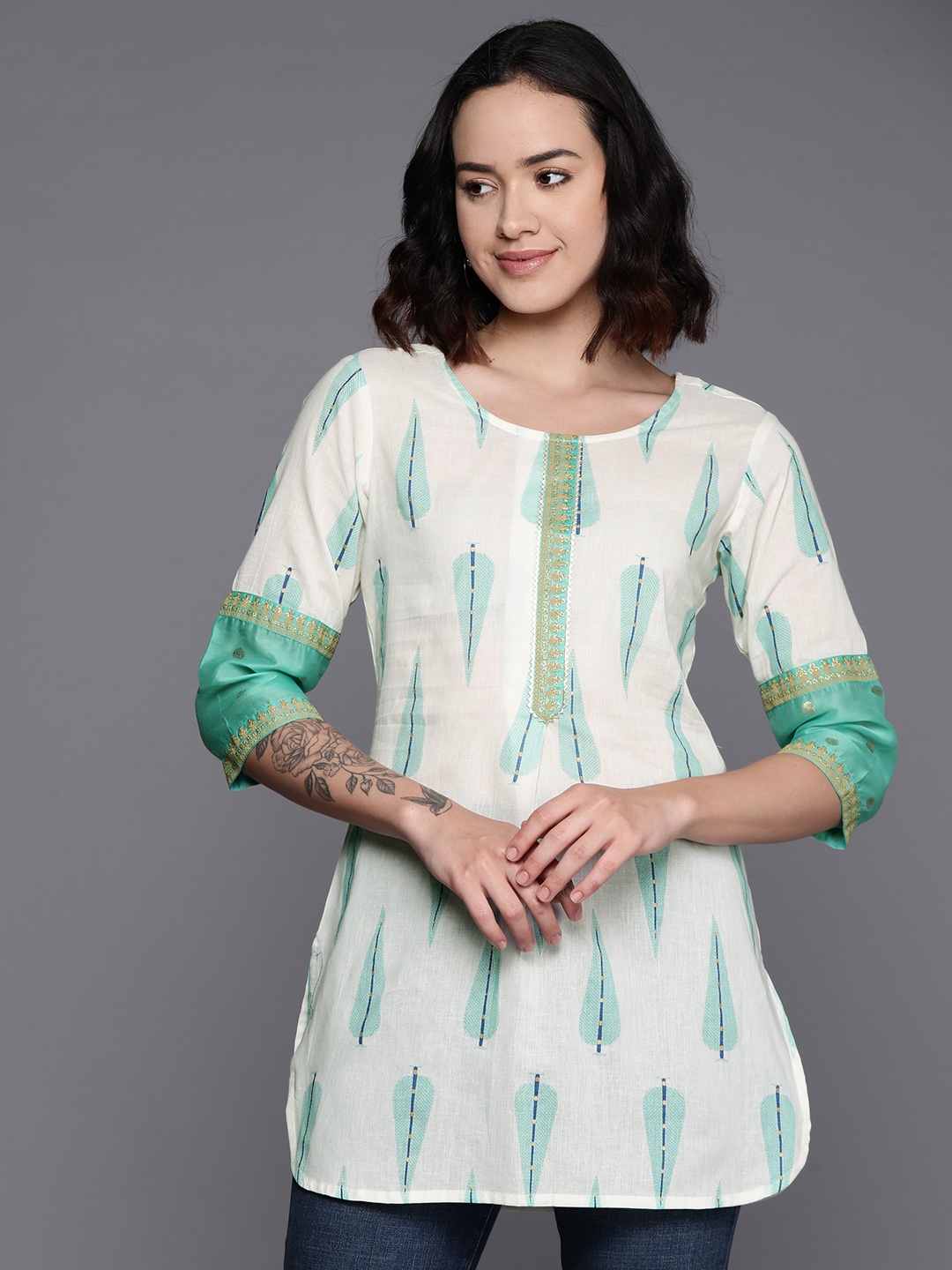 

Ahalyaa Printed Ethnic Pure Cotton Tunic, Off white