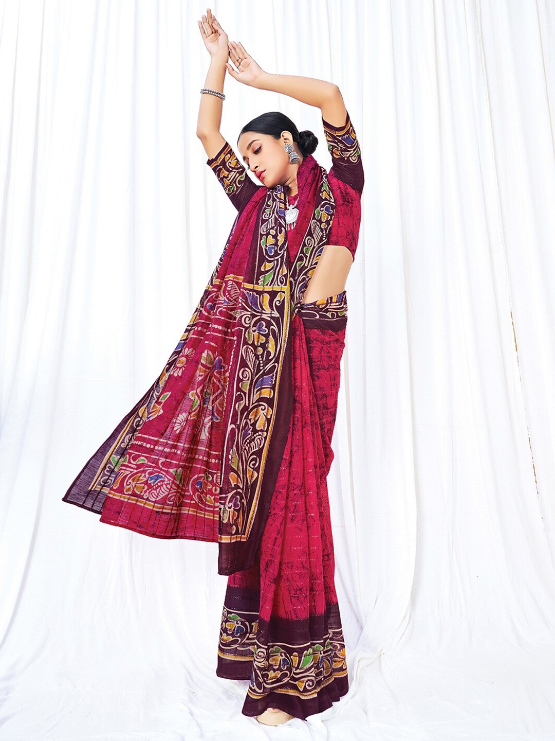 

Mitera Ethnic Motifs Printed Block Print Saree, Pink
