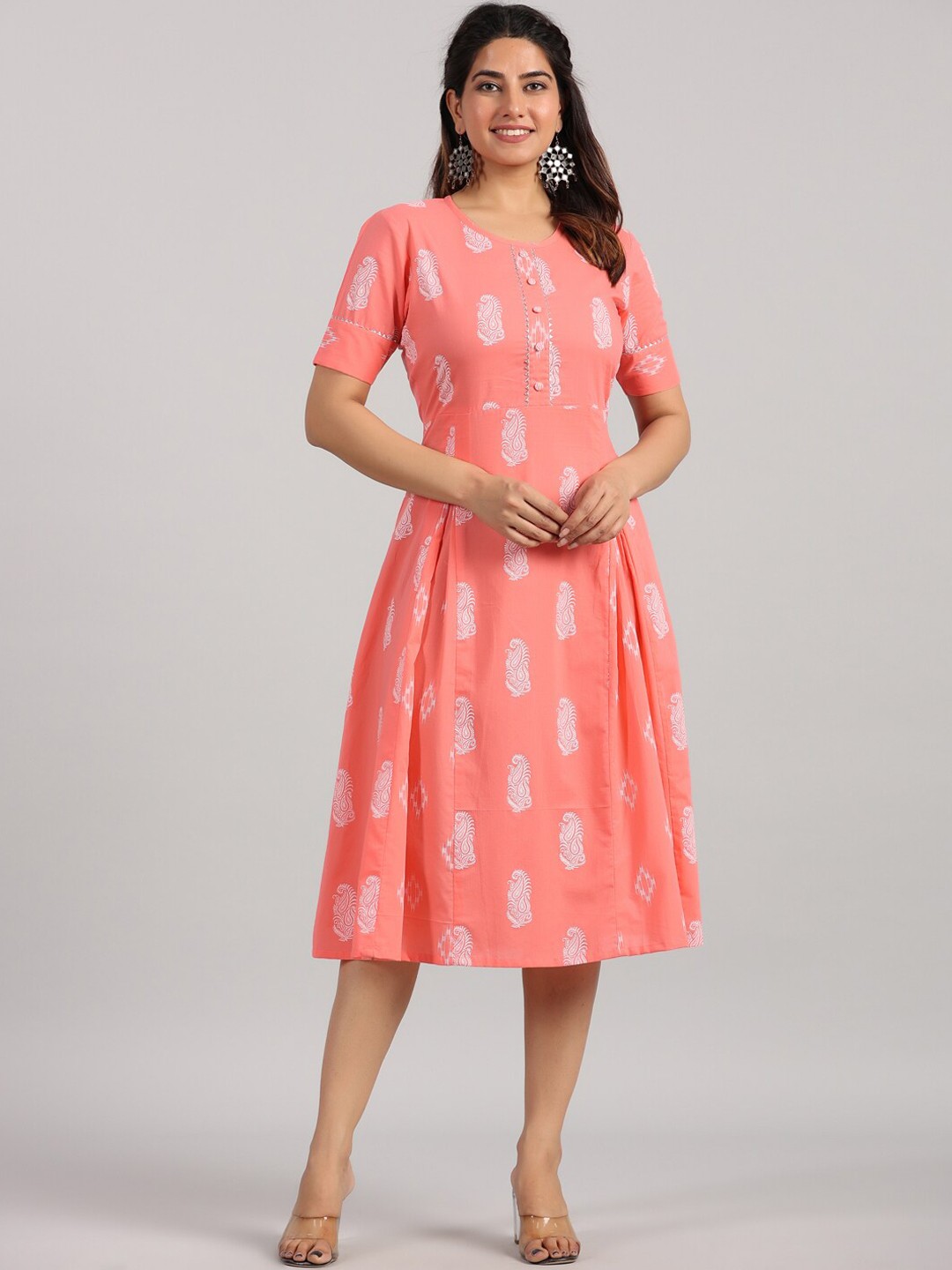 

PARCHHAI Ethnic Motifs Printed Gotta Patti Pure Cotton Anarkali Kurta, Peach