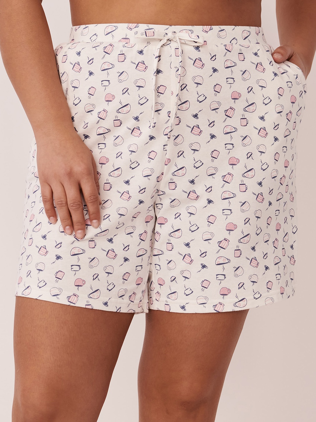 

La Vie en Rose Women Conversational Printed Mid-Rise Pure Cotton Shorts, White