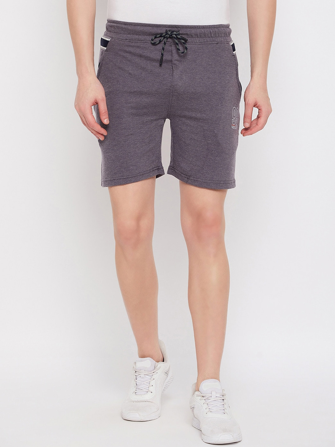 

LIVFREE Men Mid-Rise Regular Fit Sports Shorts, Navy blue