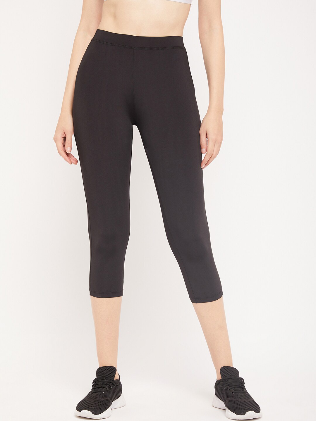 

NEVA Women Mid-Rise Capris, Black