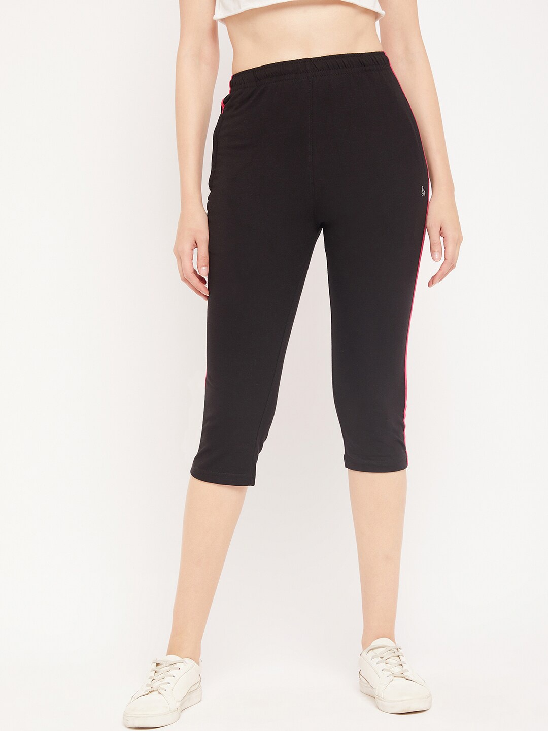 

NEVA Women Mid-Rise Capris, Black