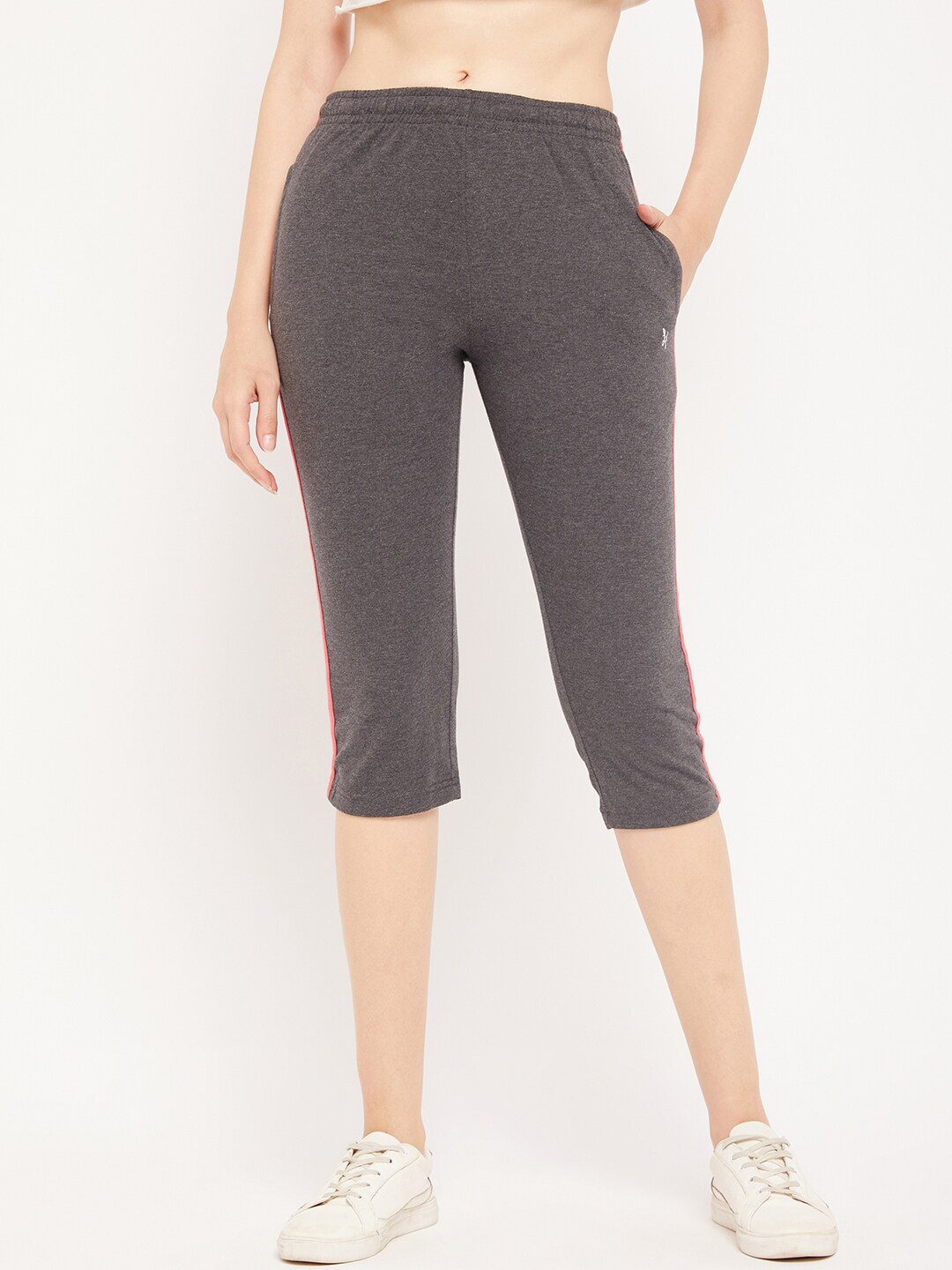 

NEVA Women Mid-Rise Capris, Charcoal