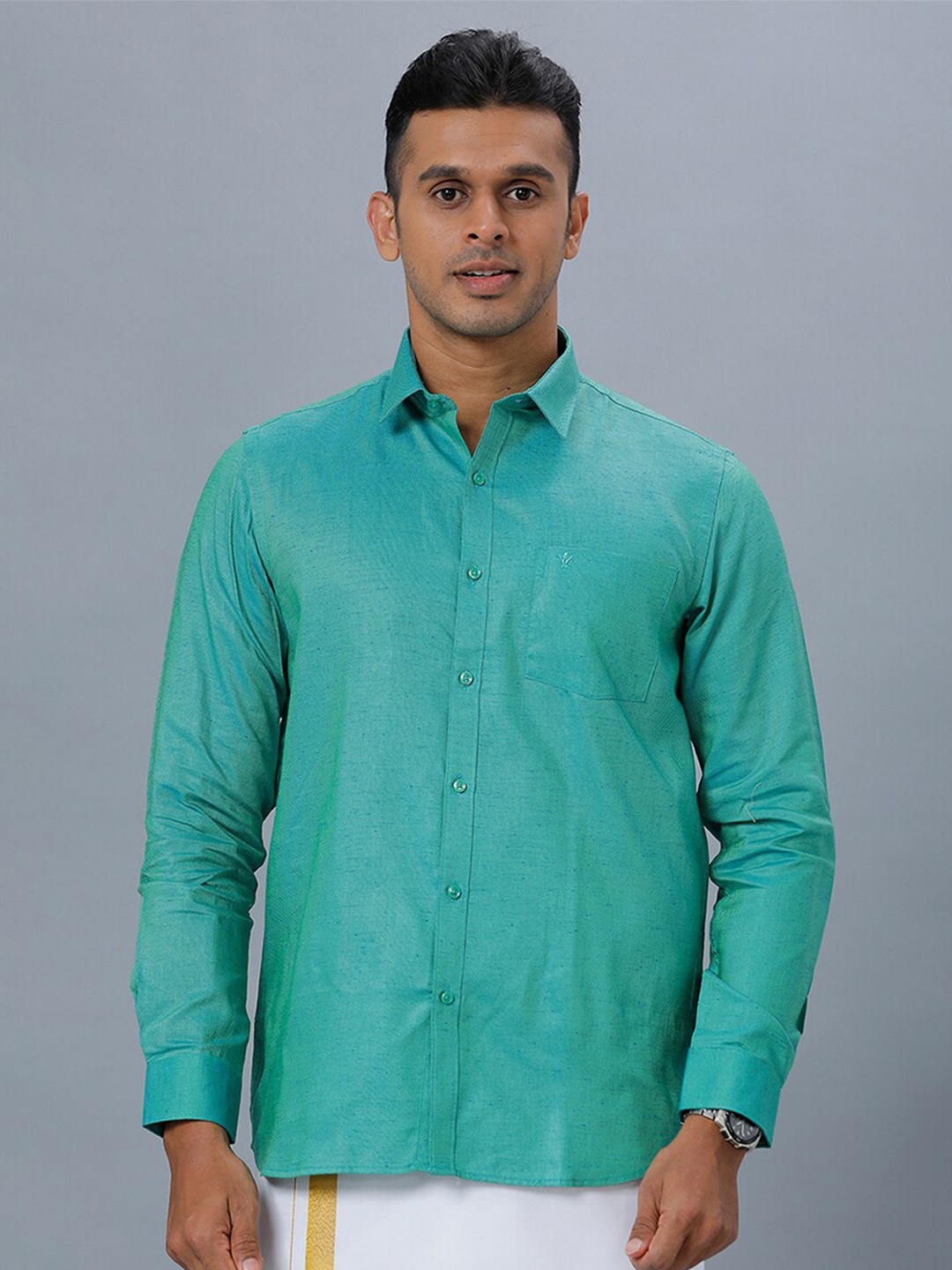 

Ramraj Spread Collar Ethnic Shirt, Green