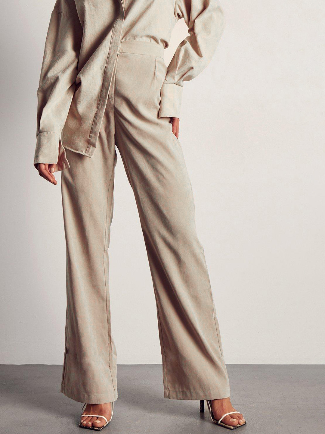 

MISSPAP Women Relaxed Pleated Trousers, Beige