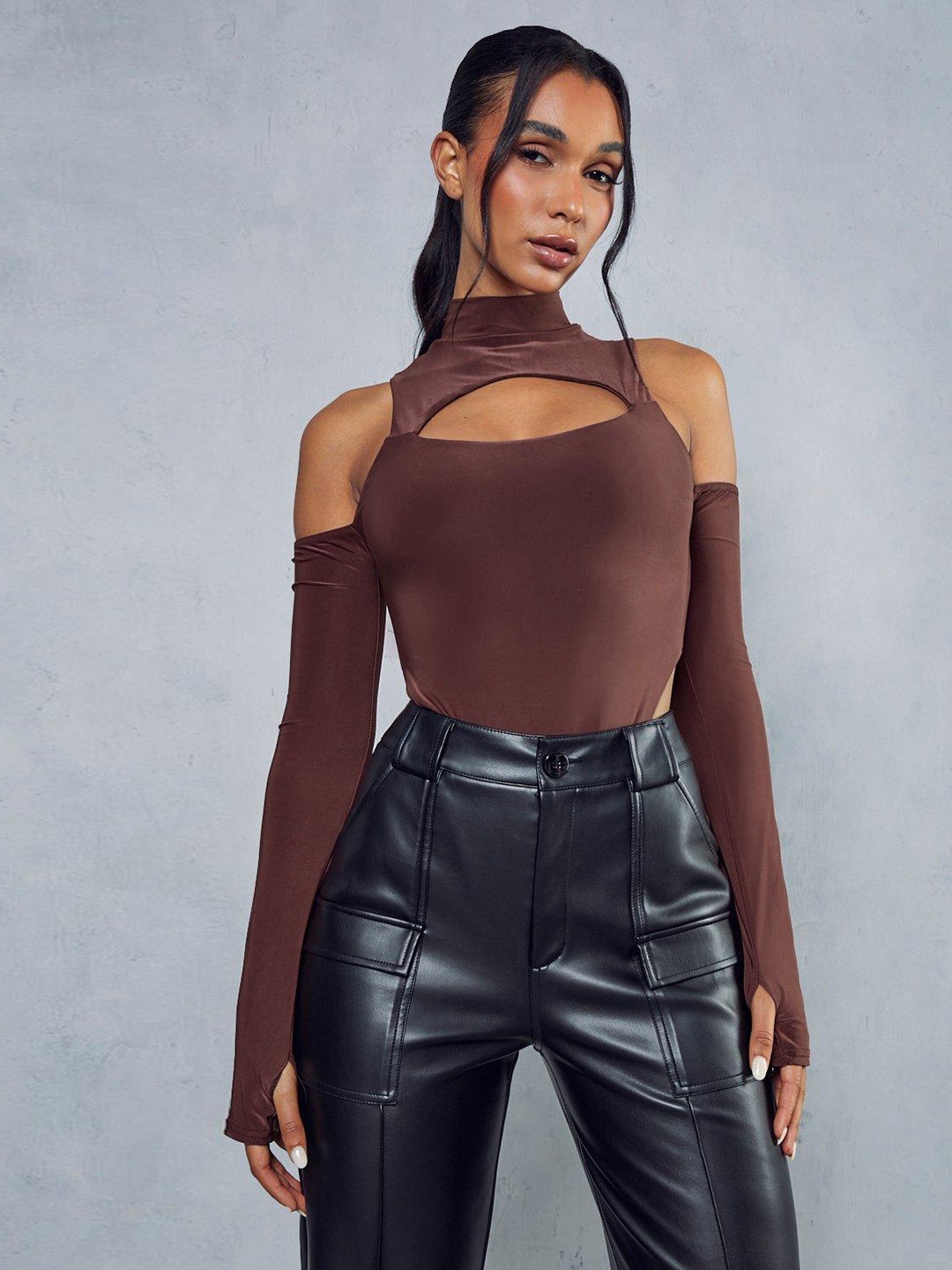 

MISSPAP Women Cut-Out Detail Solid Bodysuit, Brown