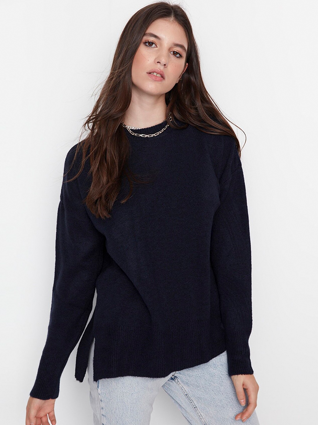 

Trendyol Self Round Neck Long Sleeves Longline Sweatshirt, Navy blue