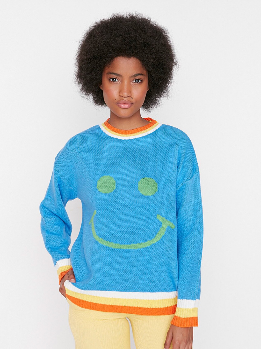 

Trendyol Graphic Printed Round Neck Long Sleeves Top, Blue