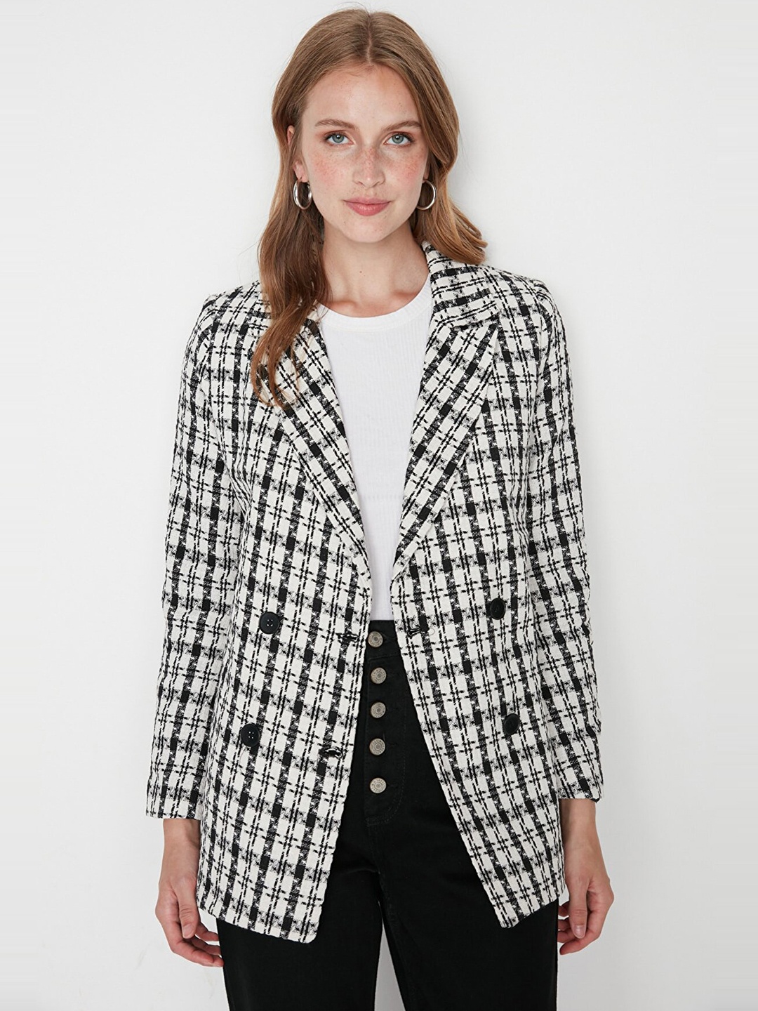 

Trendyol Checked Notched Lapel Double Breasted Blazer, Black