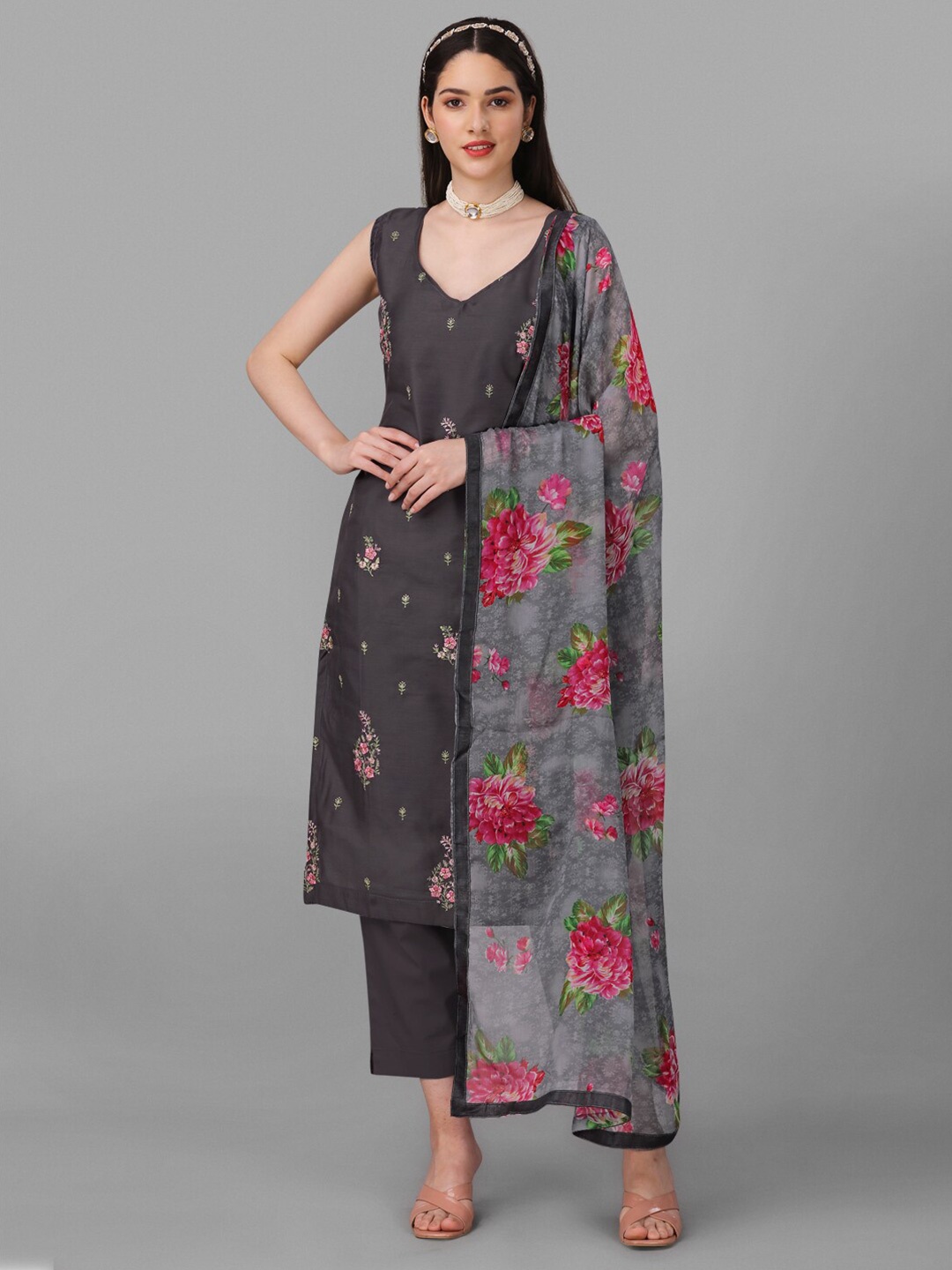 

Angroop Ethnic Motifs Embroidered Semi-Stitched Dress Material, Grey