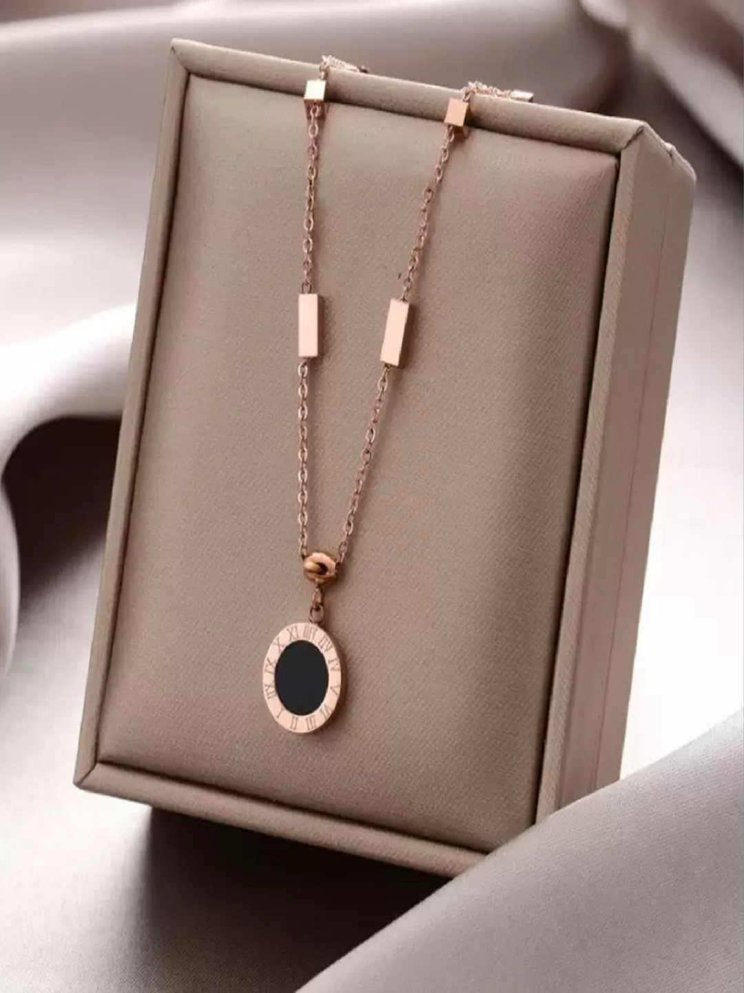 

Bright STYLE Women Gold-Plated Chain