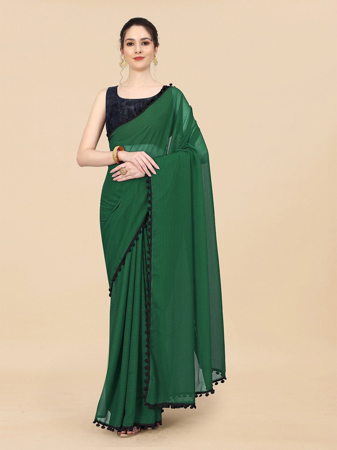 

Sidhidata Embroidered Poly Georgette Saree With Blouse Piece, Green