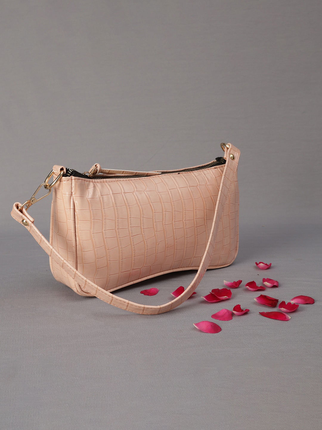 

MINI WESST Textured Handheld Bag, Pink