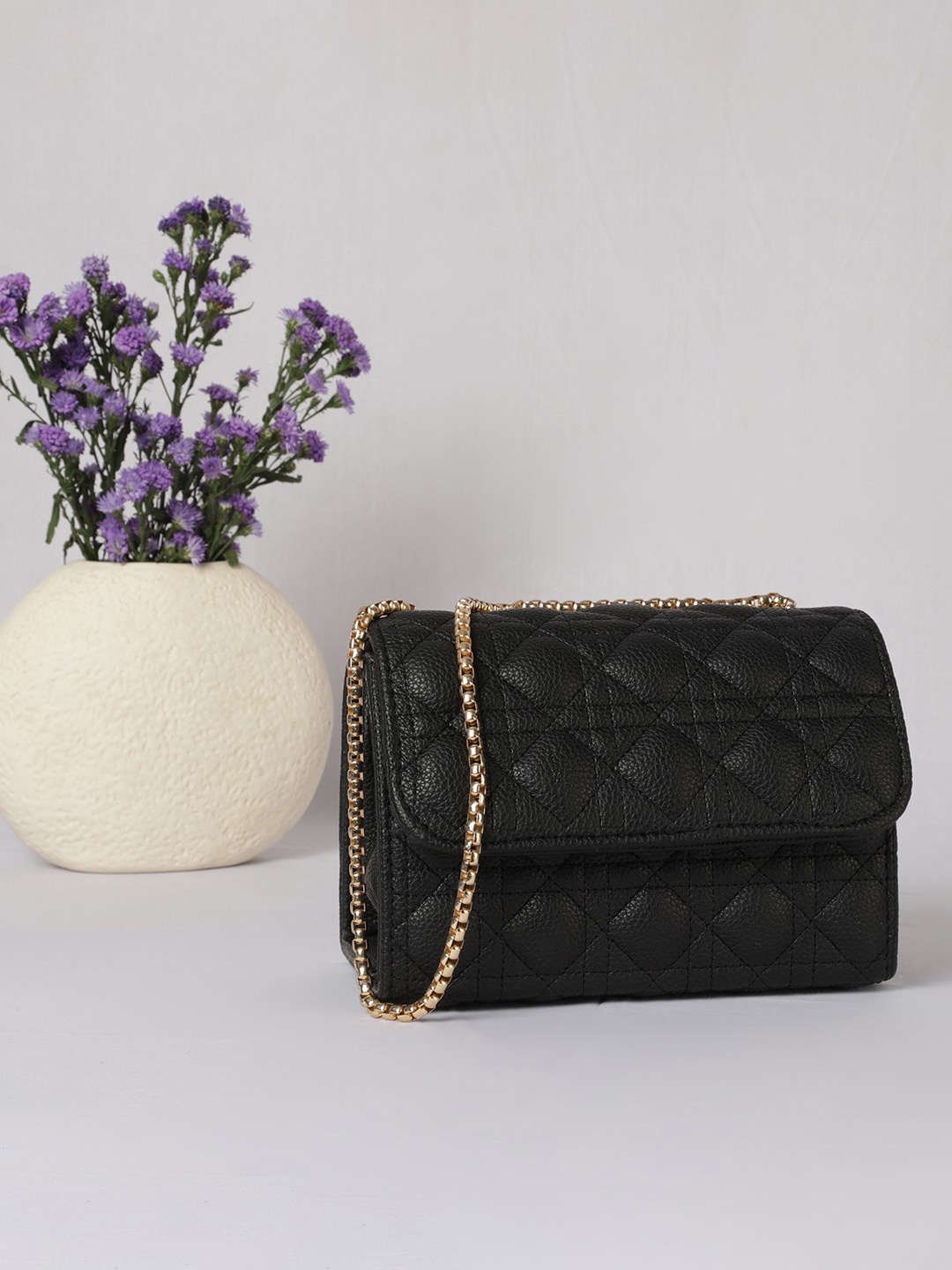 

MINI WESST Textured Sling Bag with Quilted, Black