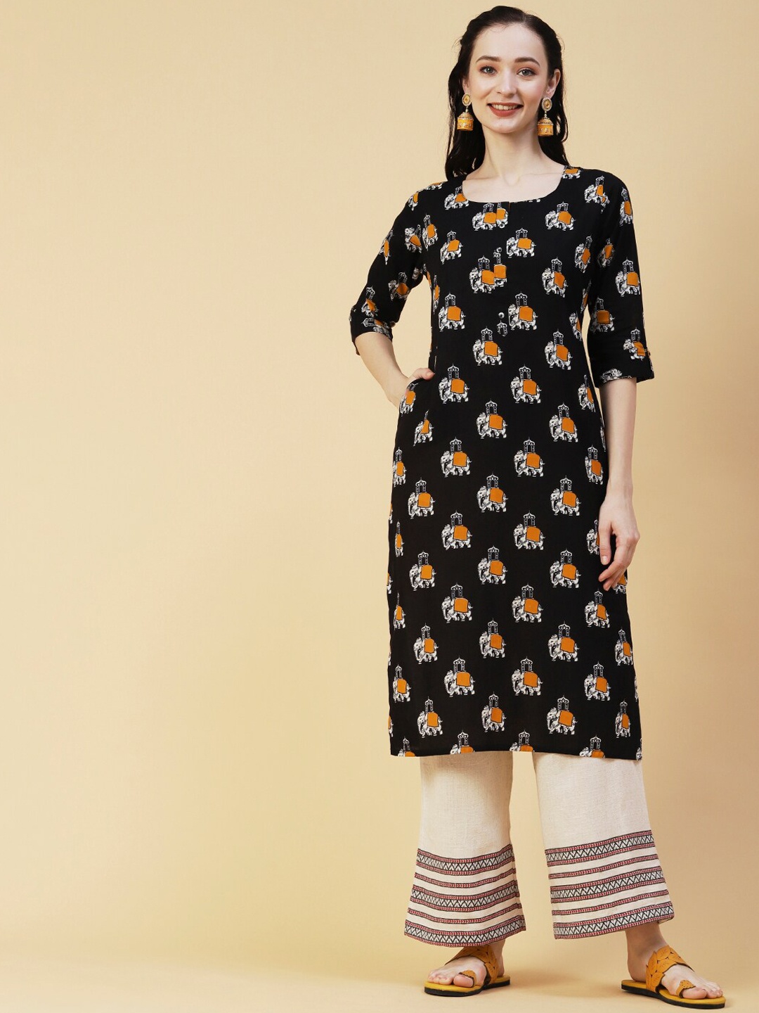 

FASHOR Ethnic Motifs Printed Buttoned Pure Cotton Straight Kurta, Black