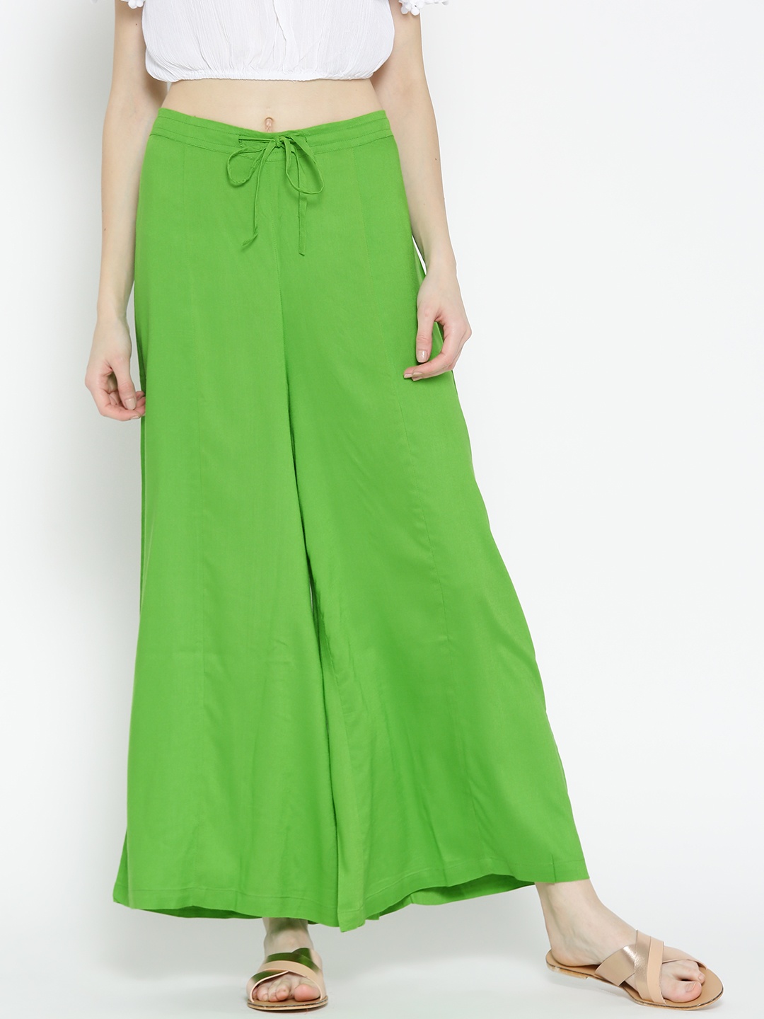 

Ayaany Women Green Solid Flared Palazzos