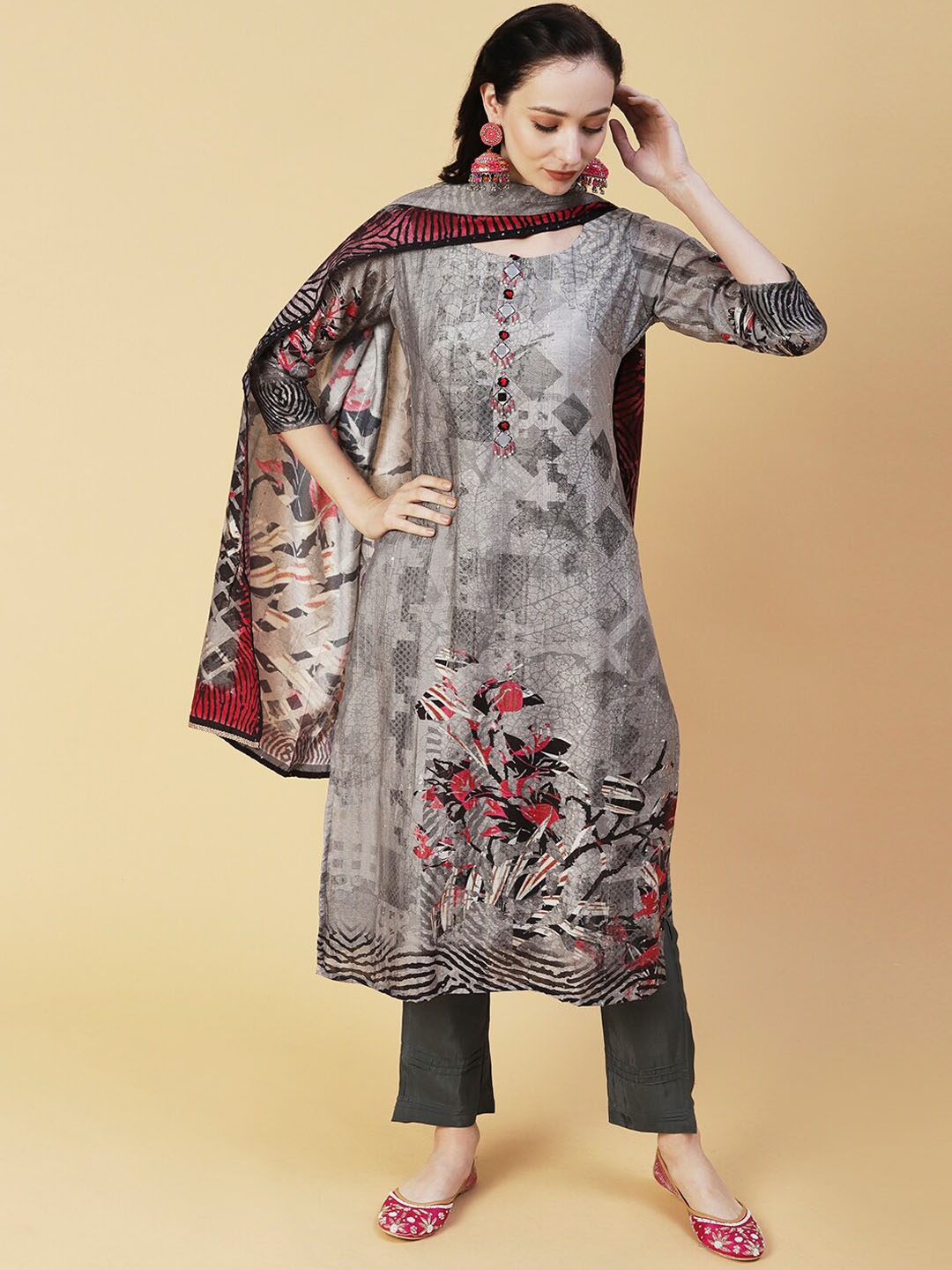 

FASHOR Ethnic Motif Printed Thread Work Kurta With Trousers & Dupatta, Grey
