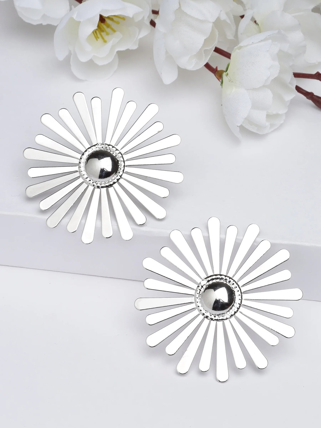 

AVANT-GARDE PARIS Silver-Plated Floral Drop Earrings