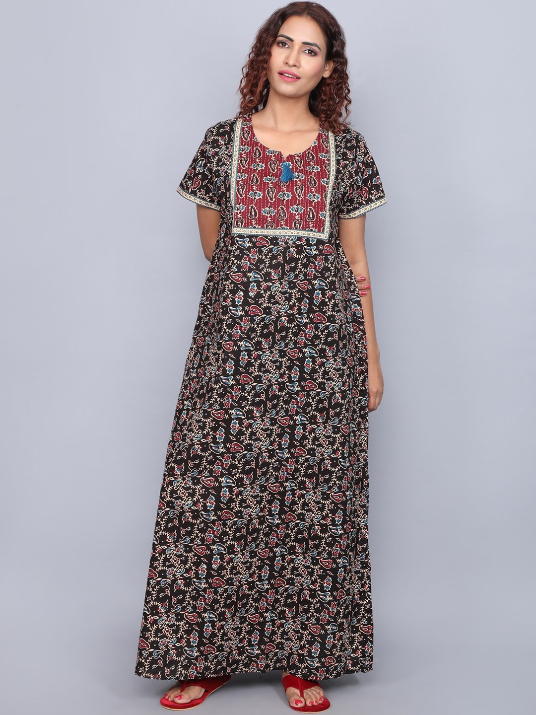 

evolove Ethnic Motifs Printed Pure Cotton Maxi Nightdress, Black