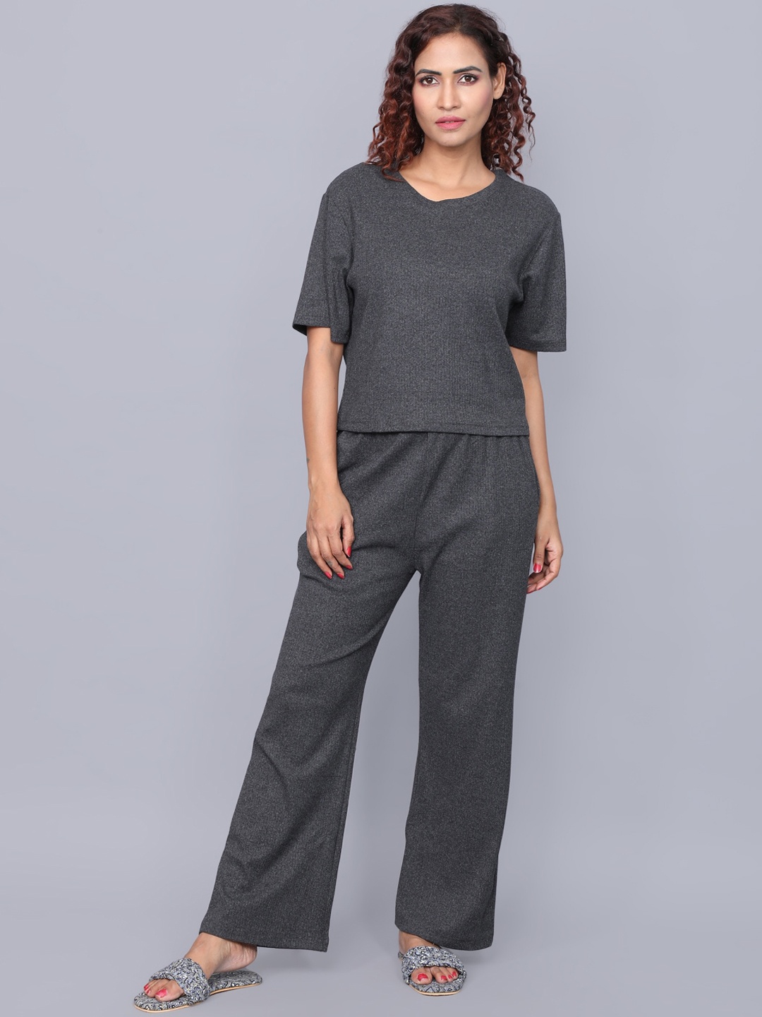 

evolove Round Neck Pure Cotton Night Suit, Grey