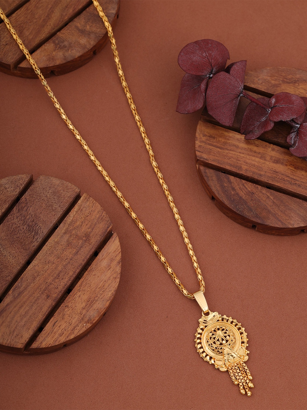 

Brado Jewellery Brass Gold-Plated Necklace