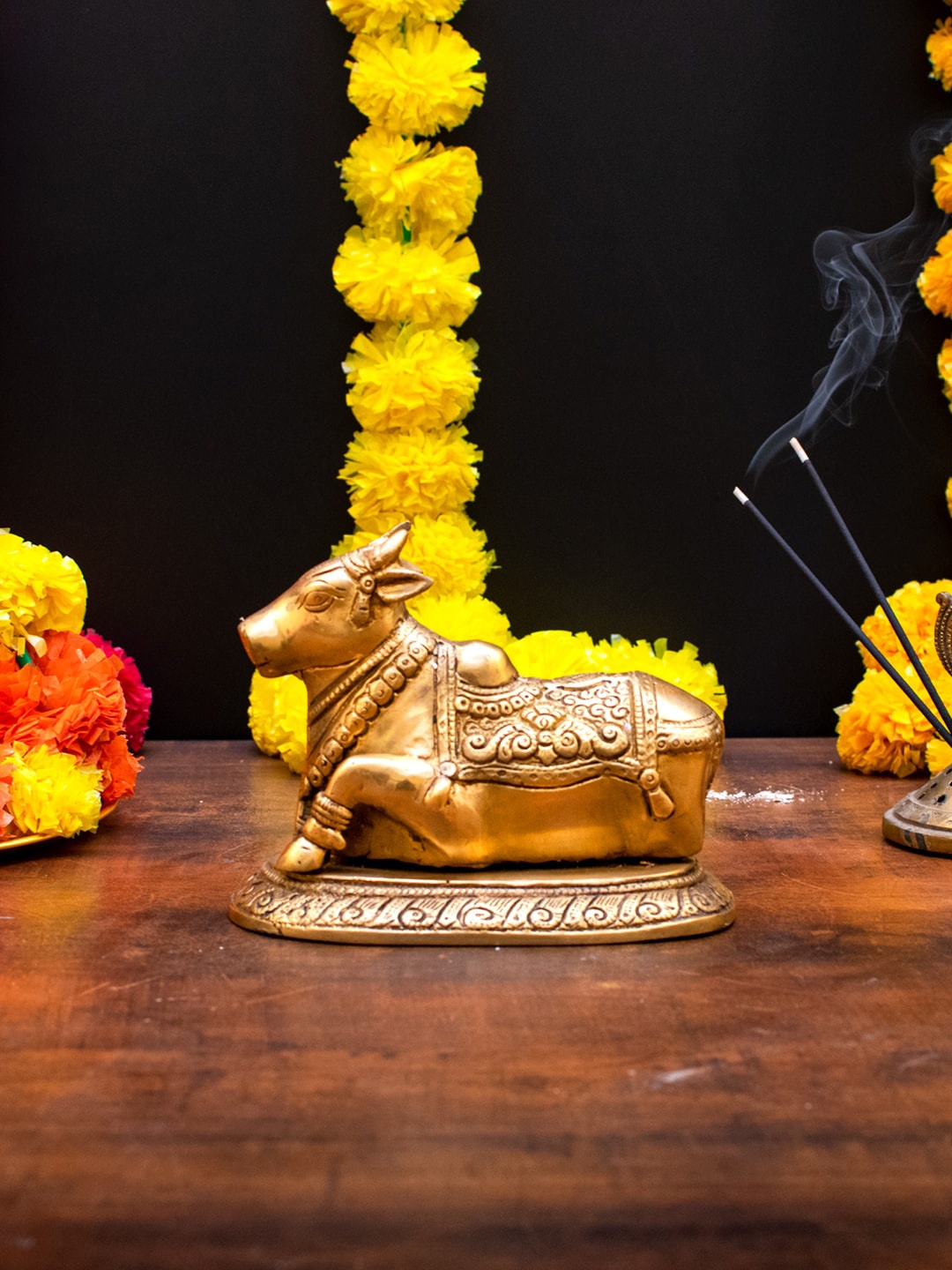 

StatueStudio Gold-Toned Nandi Idol Showpiece