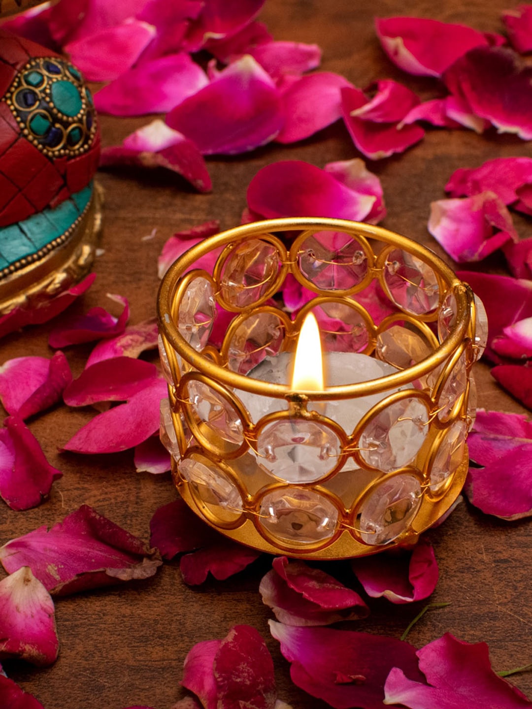 

StatueStudio Gold-Toned Crystal Tea Light Candle Holder