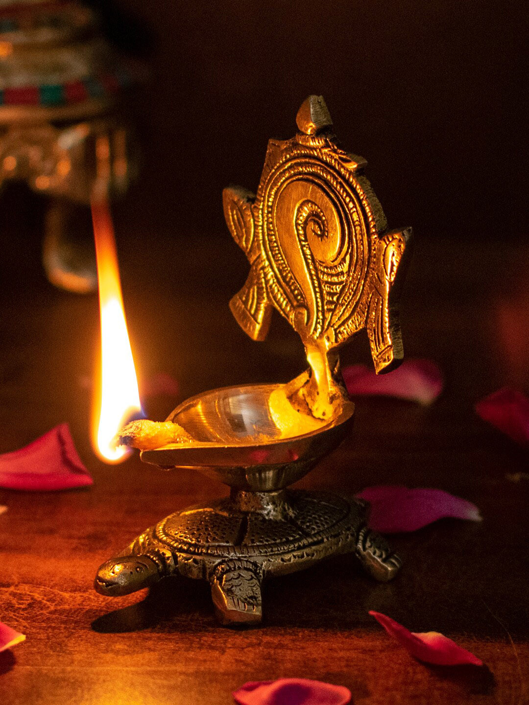 

StatueStudio Brass Turtal Shankh Chakra Diya, Gold