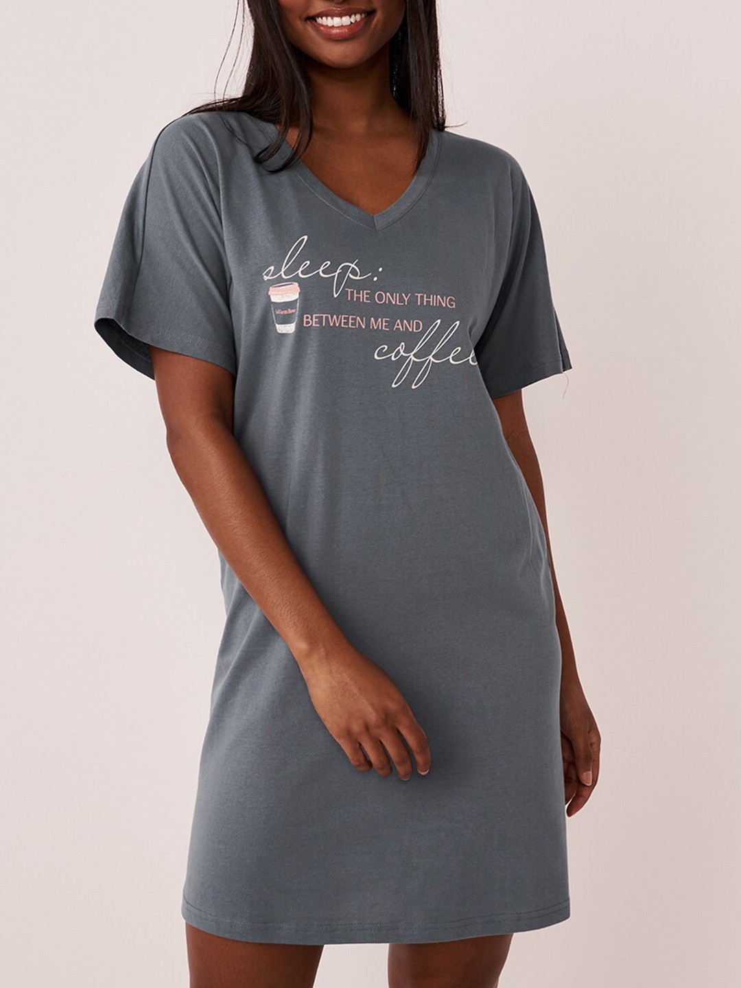 

La Vie en Rose Typography Printed Pure Cotton Nightdress, Blue