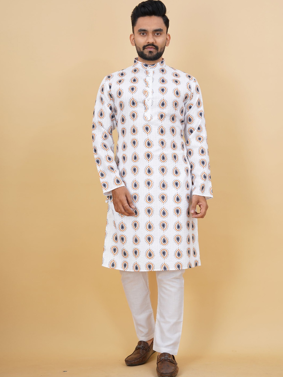 

PREMROOP- THE STYLE YOU LOVE Ethnic Motif Printed Mandarin Collar Pure Cotton Kurta, White