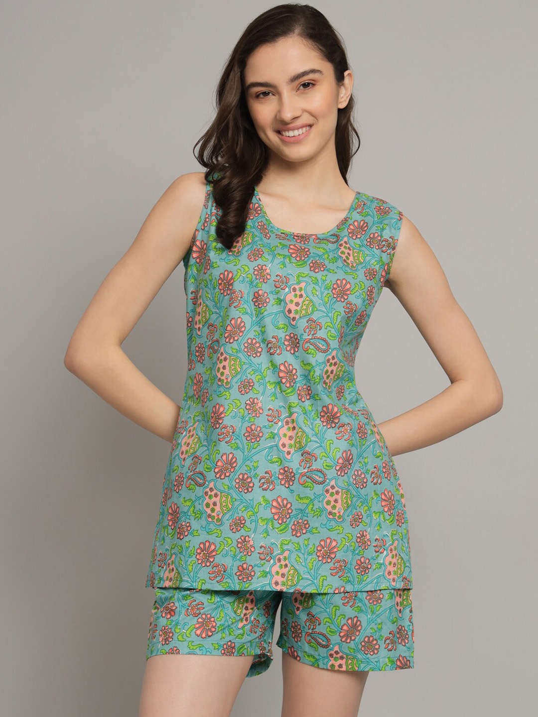 

Vastralay Floral Printed Pure Cotton Night Suit, Green