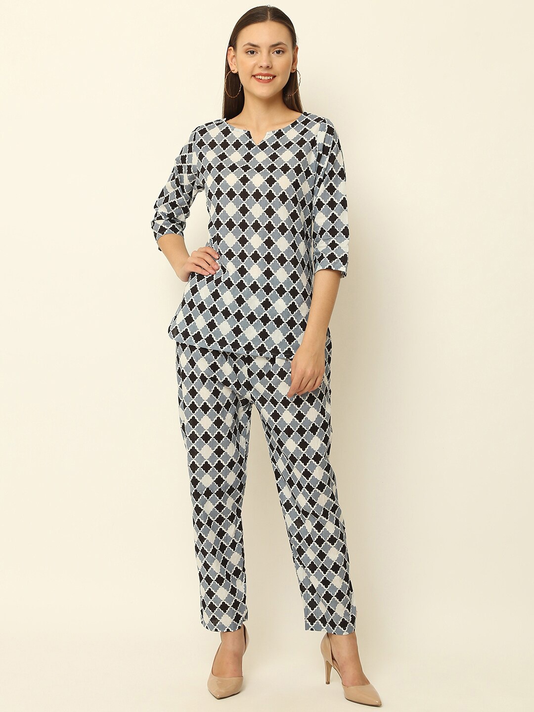 

Vastralay Geometric Printed Pure Cotton Tunic With Trousers, Grey