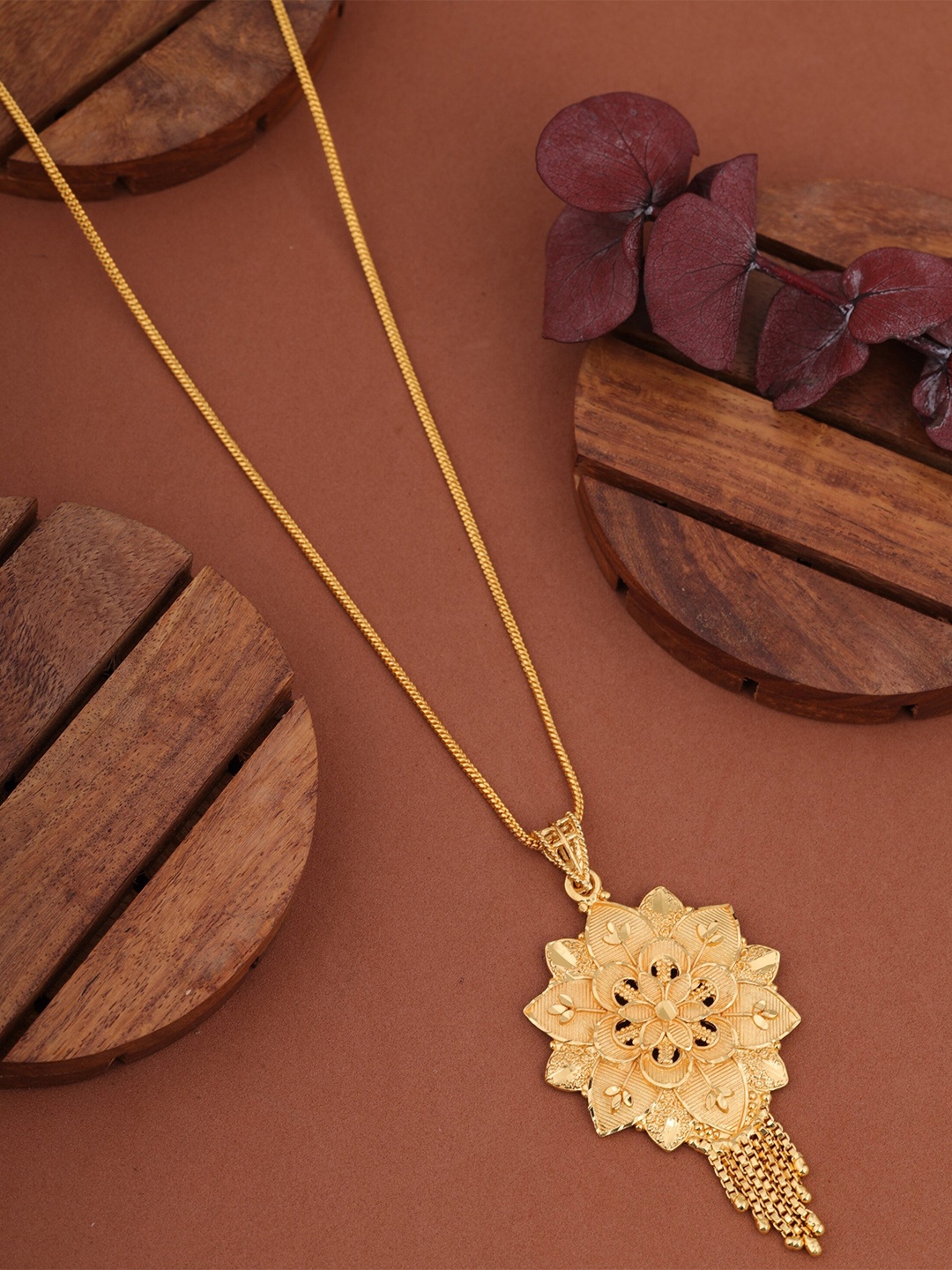 

Brado Jewellery Gold-Plated Antique Pendant Chain