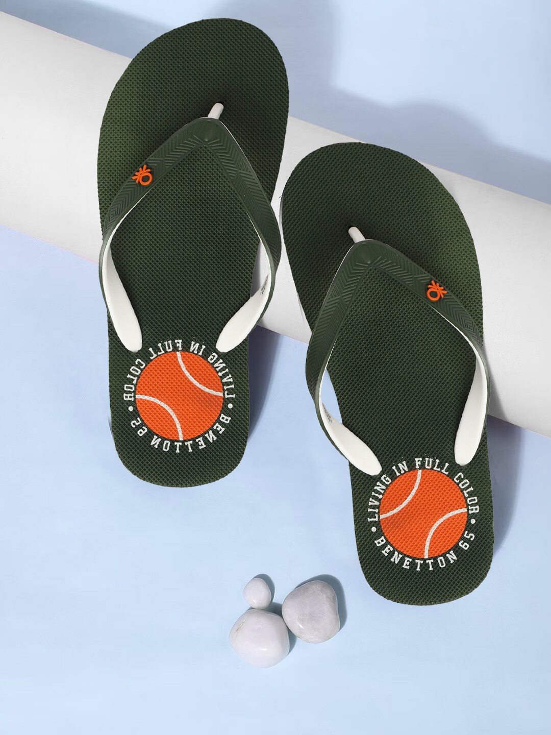 

United Colors of Benetton Men Printed Rubber Thong Flip-Flops, Olive
