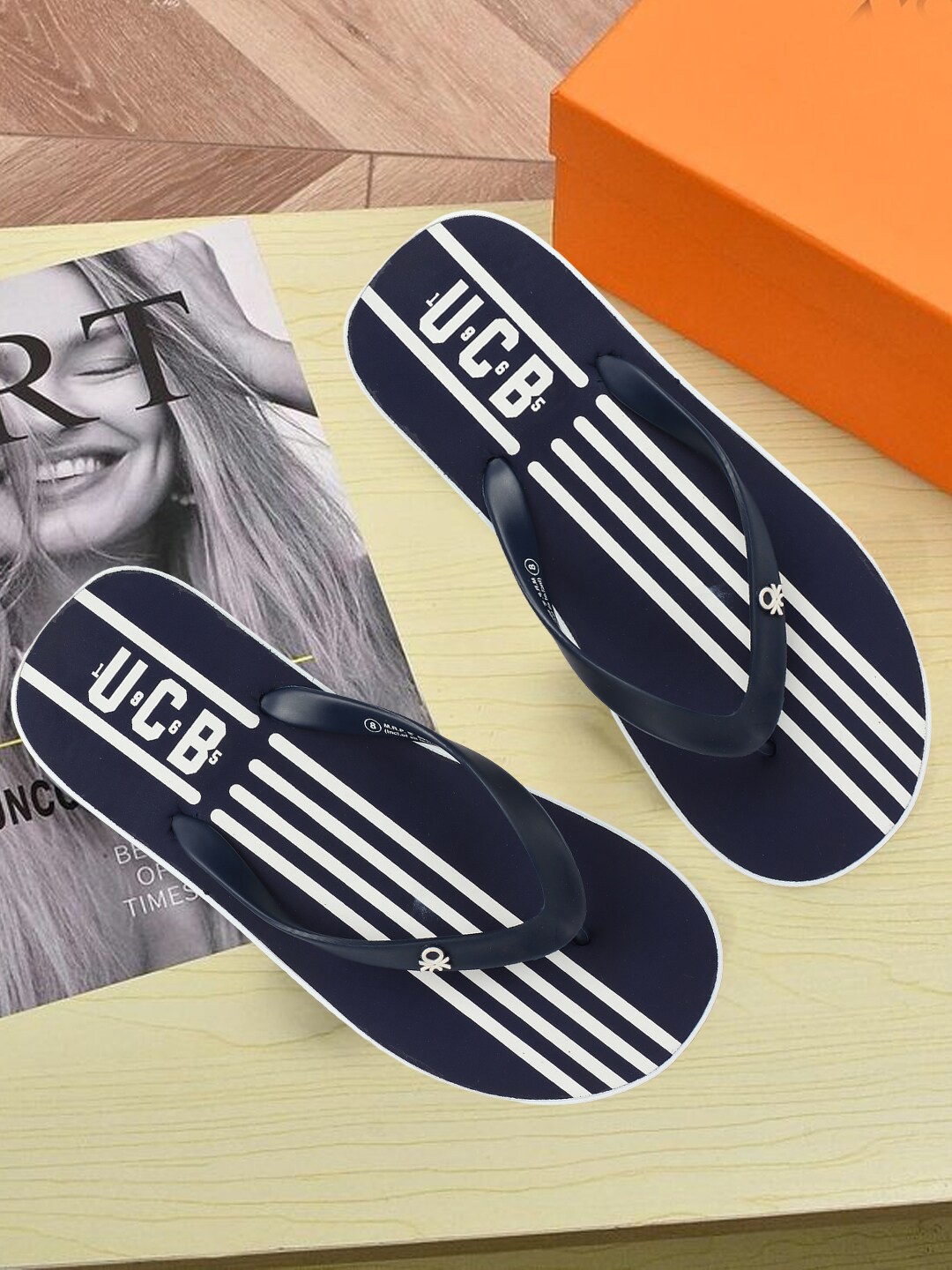 

United Colors of Benetton Men Striped Rubber Thong Flip-Flops, Navy blue