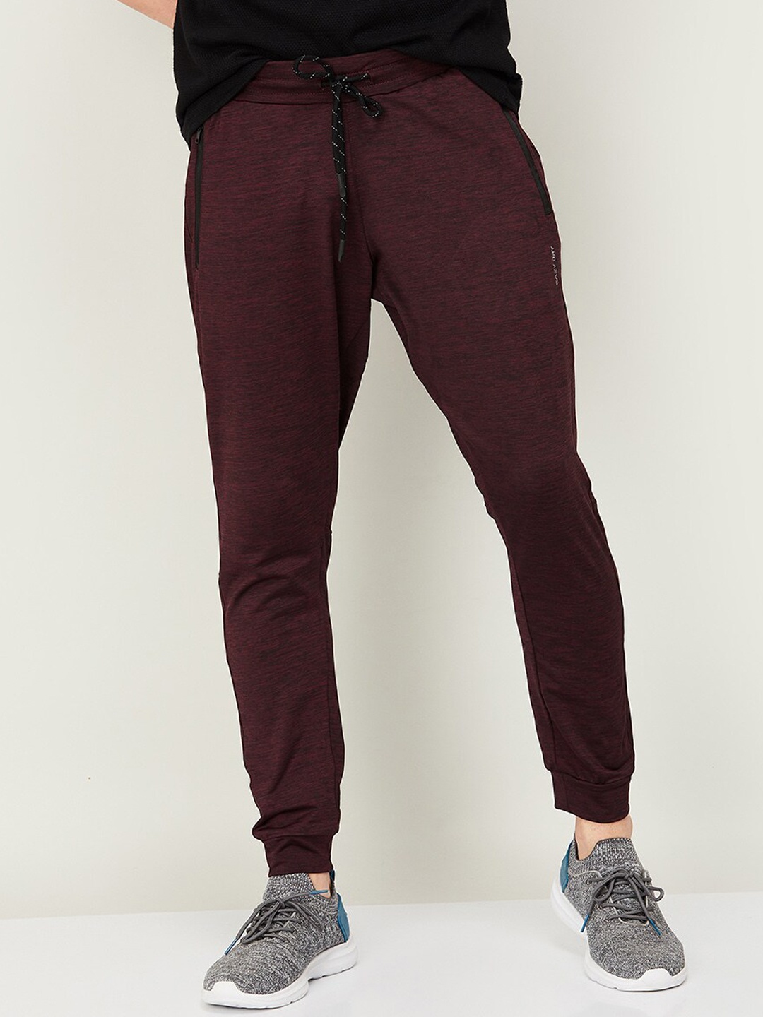 

Fame Forever by Lifestyle Men Regular Fit Joggers, Burgundy