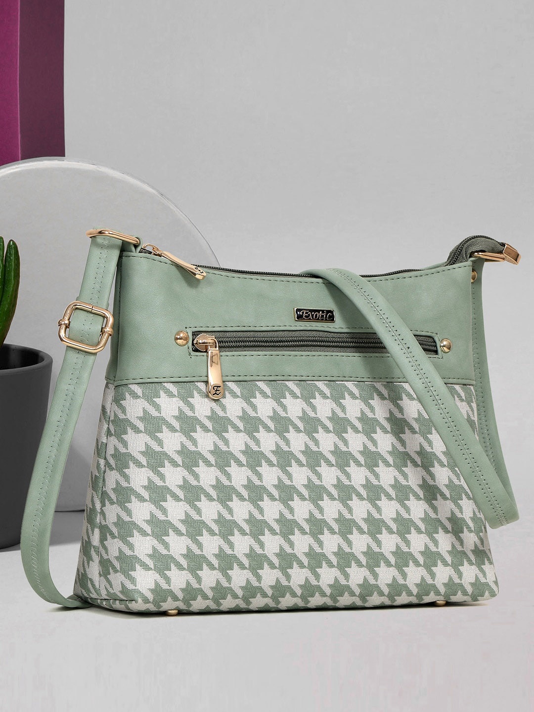 

Exotic Geometric Structured Sling Bag, Green