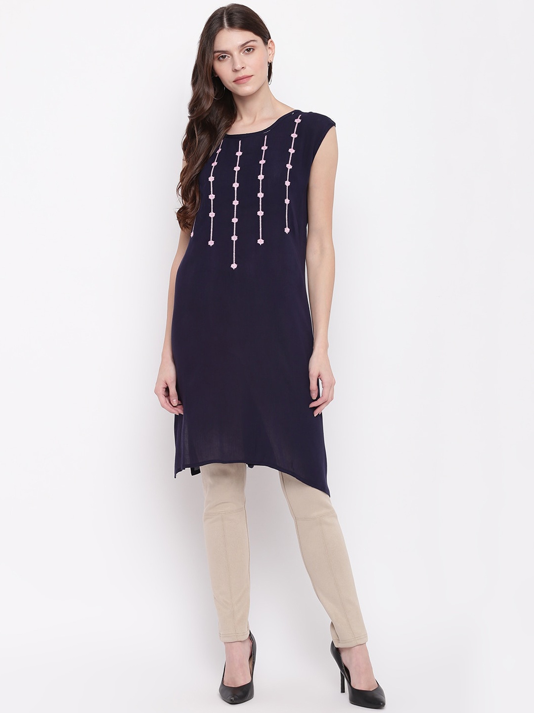

Napra Asymmetric Sleeveless Embroidered Pure Cotton Kurta, Blue