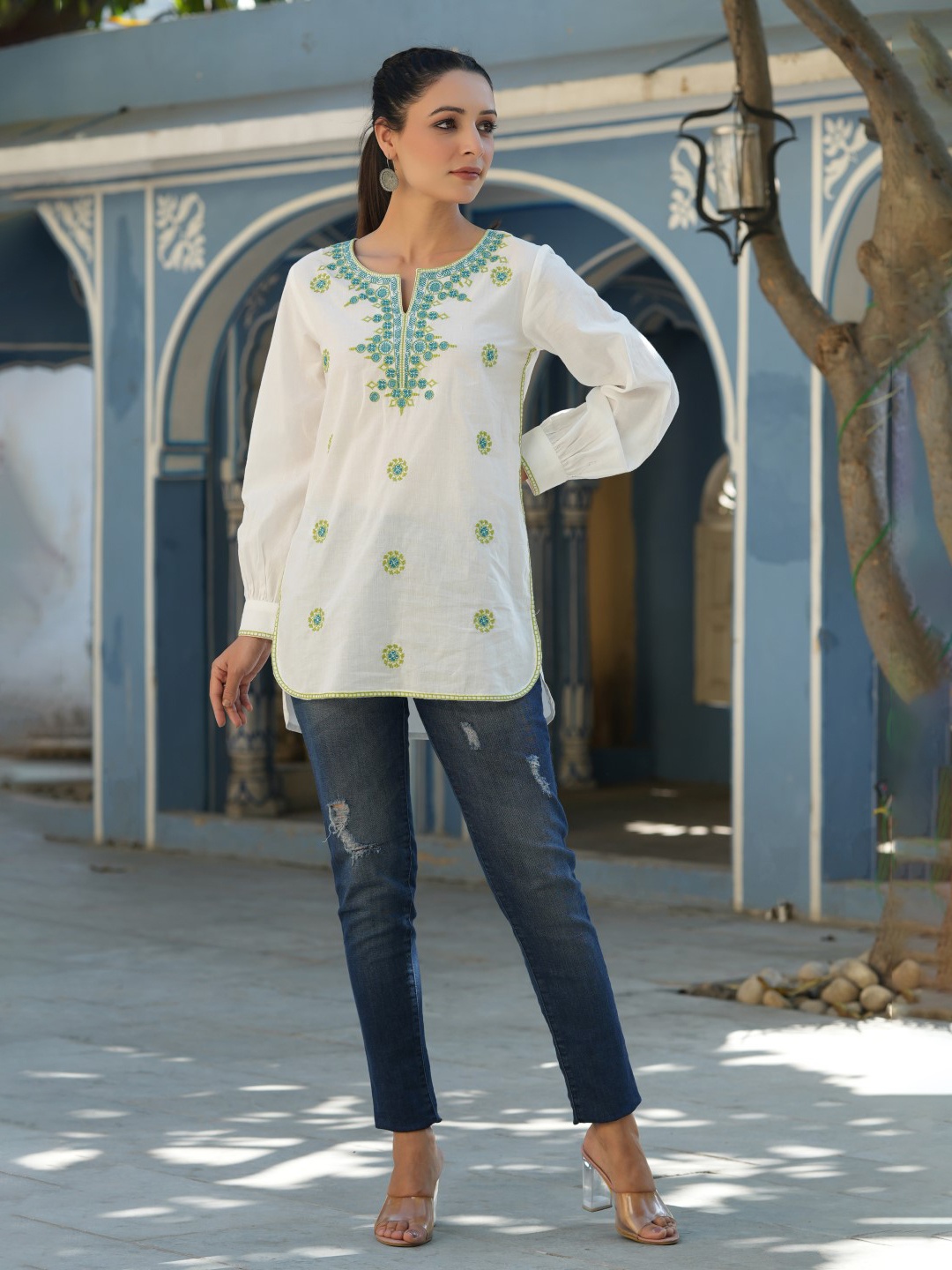 

Juniper Floral Embroidered High-Low Tunic, Off white