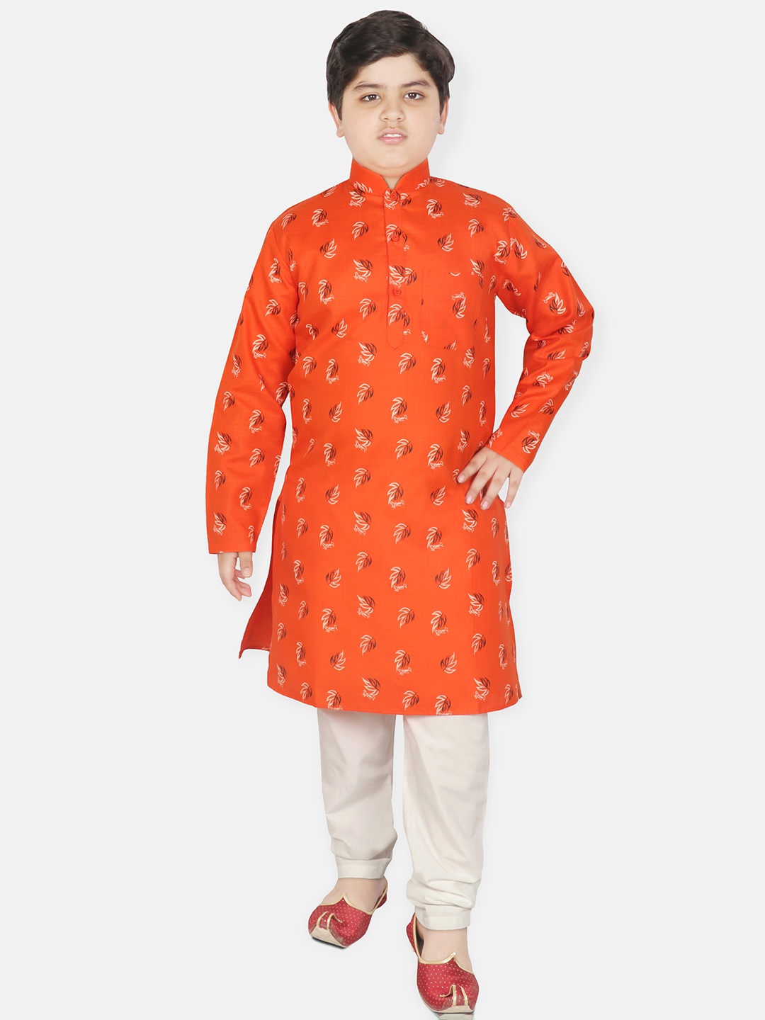 

SG YUVRAJ Boys Floral Printed Regular Pure Cotton Kurta With Pyjamas, Orange