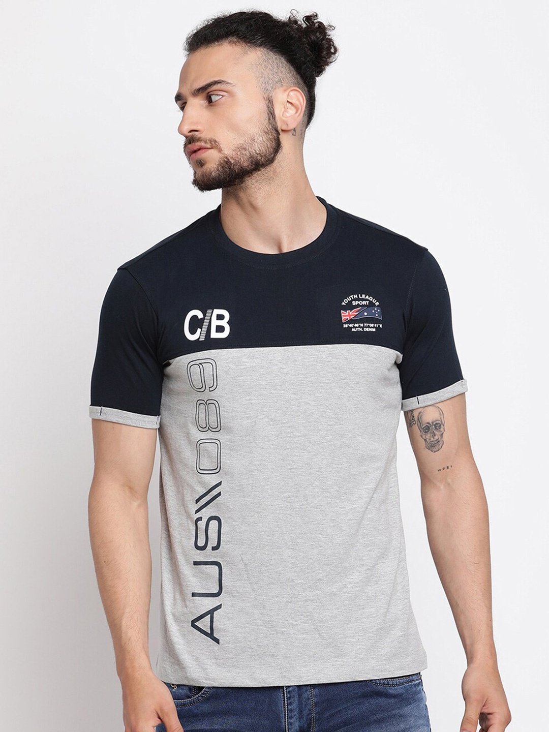 

Cantabil Colourblocked Round Neck Cotton T-shirt, Navy blue