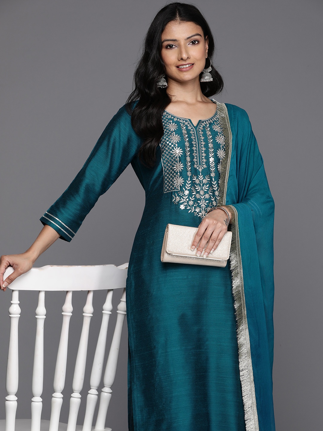 

Varanga Ethnic Motifs Embroidered Sequinned Kurta With Trousers & Dupatta, Teal