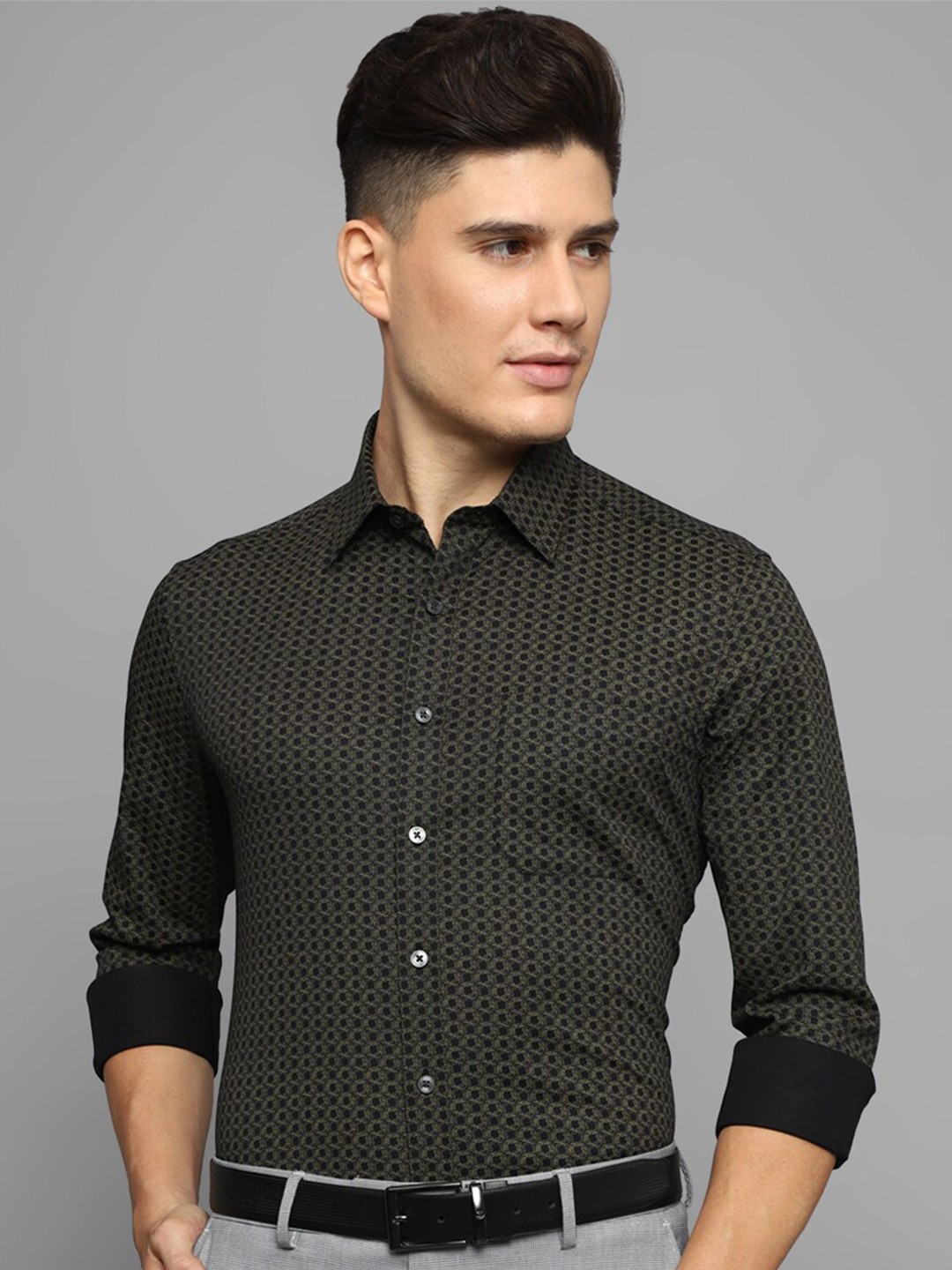 

Louis Philippe Slim Fit Micro Disty Pure Cotton Formal Shirt, Olive